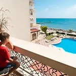 Irini- Sea View, Free Parking, Complex Carpe Diem Apartment