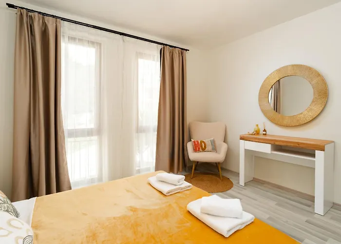 Irini- Sea View, Free Parking, Complex Carpe Diem Апартаменти *