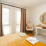 Irini- Sea View, Free Parking, Complex Carpe Diem Apartment *